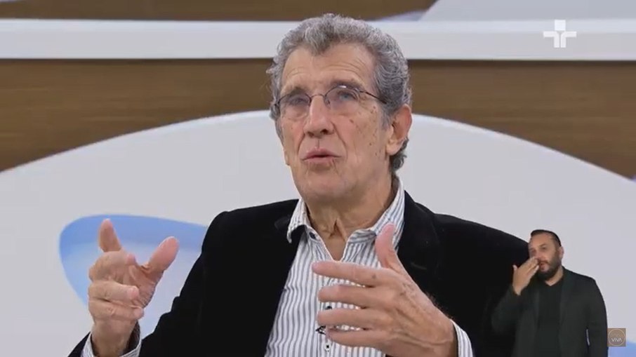 Ultraprocessados são como cigarro, diz professor da USP
