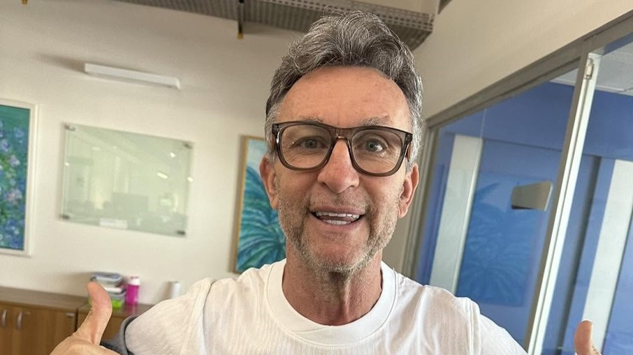 Neto aprova vitória do Corinthians e elege melhor jogador do time