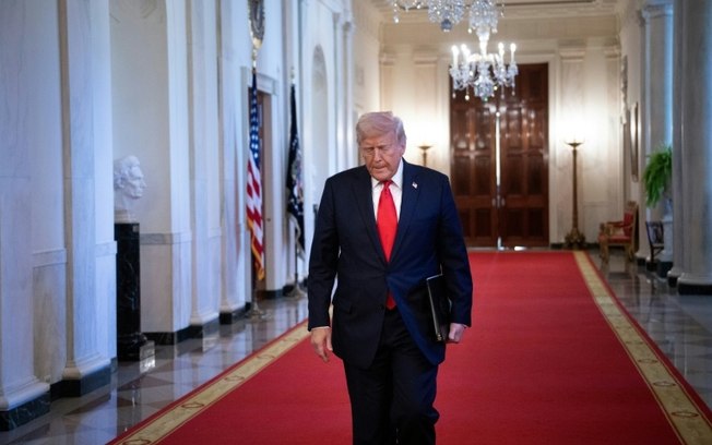 O presidente dos Estados Unidos, Donald Trump, na Casa Branca em 15 de abril de 2025