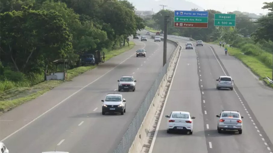 Trechos da estrada Rio-Santos