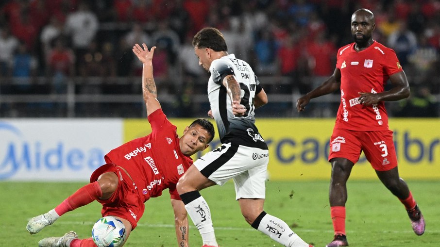 Corinthians busca empate contra o América de Cali na Sul-Americana
