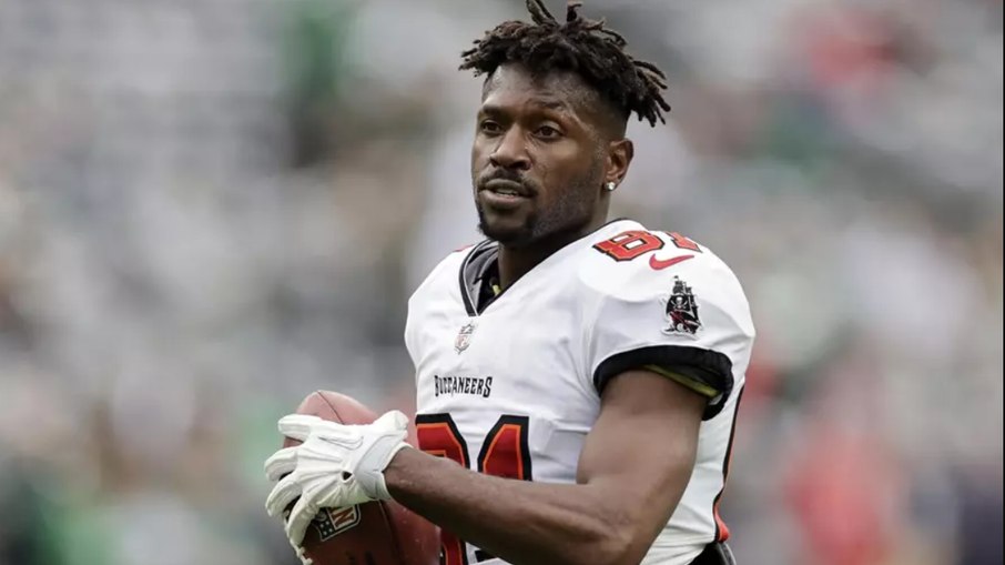 Antonio Brown jogava na posição de 