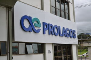 Prolagos na mira da Justiça: idosa e filho deficiente sofrem “cortes de água cruéis e contas abusivas”
