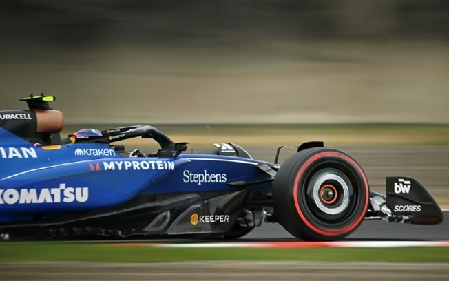 O piloto espanhol da Williams Carlos Sainz Jr. durante o GP do Japão de F1, no circuito de Suzuka, em 6 de abril de 2025