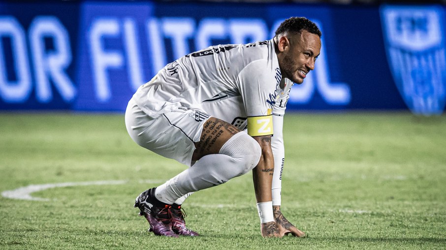 Neymar tem lesão muscular confirmada e vira baixa no Peixe Neymar tem lesão muscular confirmada e vira baixa no Peixe
