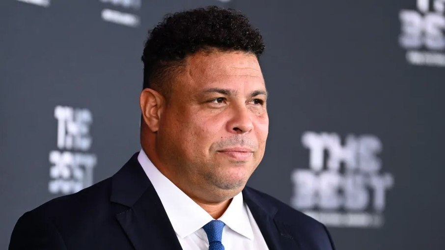 Ex-presidente do Flamengo xinga Ronaldo e o chama de mentiroso