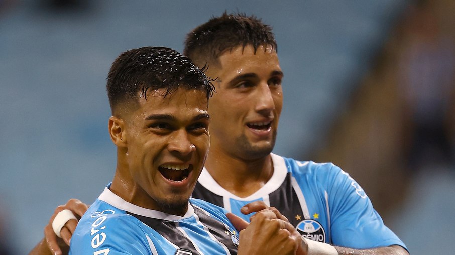 Grêmio derrota Atlético Grau e segue 100% na Copa Sul-Americana