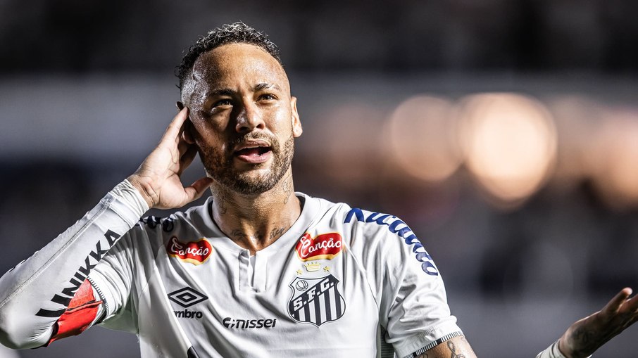 Neymar rebate críticas por ir a evento após derrota do Santos Neymar rebate críticas por ir a evento após derrota do Santos