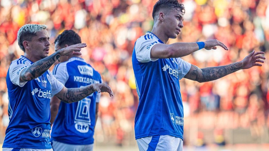 Cruzeiro atropela o Sport no Brasileirão