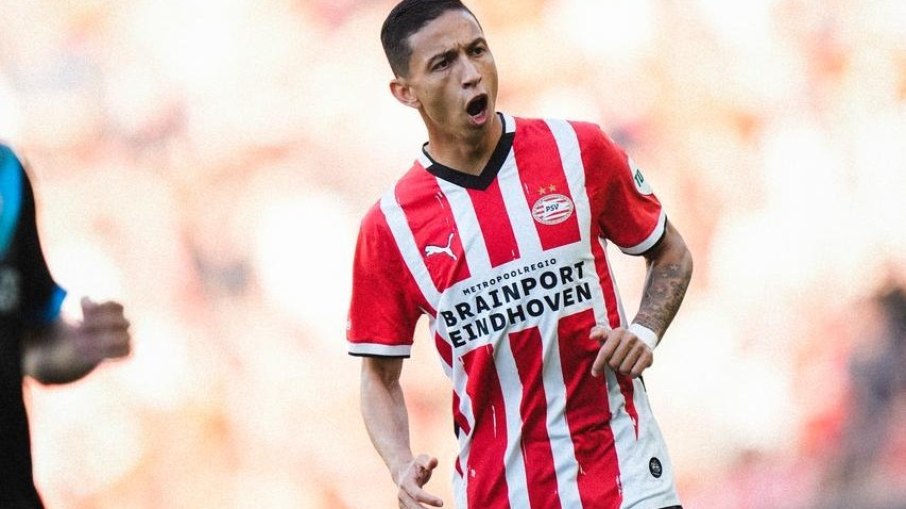 Mauro Júnior fez quase toda a carreira profissional no PSV