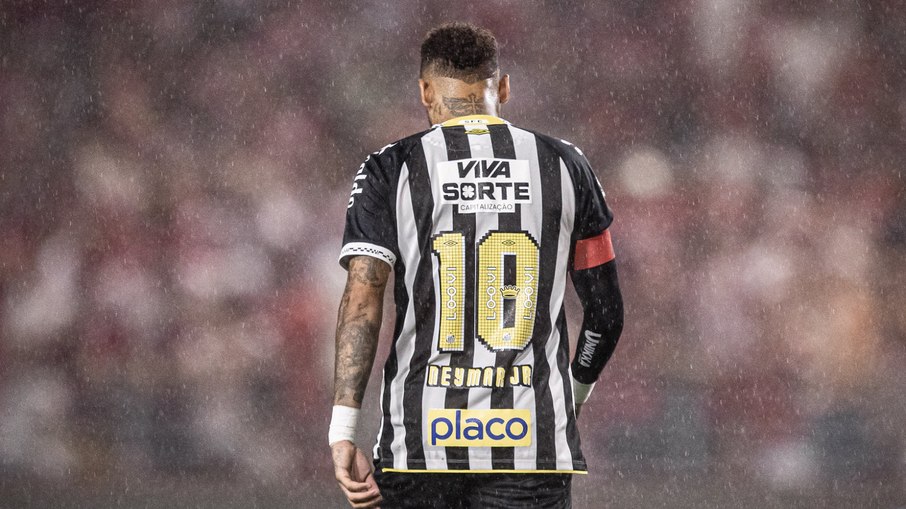 Jornal afirma proposta de clube europeu por Neymar Jornal afirma proposta de clube europeu por Neymar