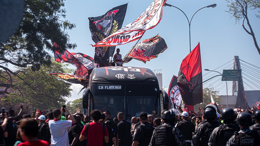 AeroFla! Flamengo embarca hoje para disputar o Mundial de Clubes AeroFla! Flamengo embarca hoje para disputar o Mundial de Clubes