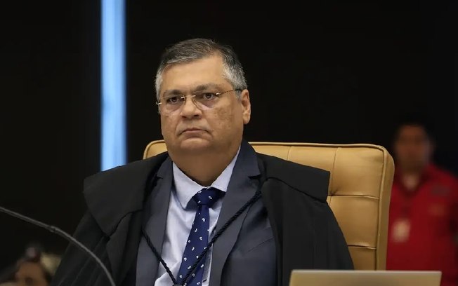 Dino vota a favor da responsabilização de redes sociais por postagens dos usuários Dino vota a favor da responsabilização de redes sociais por postagens dos usuários