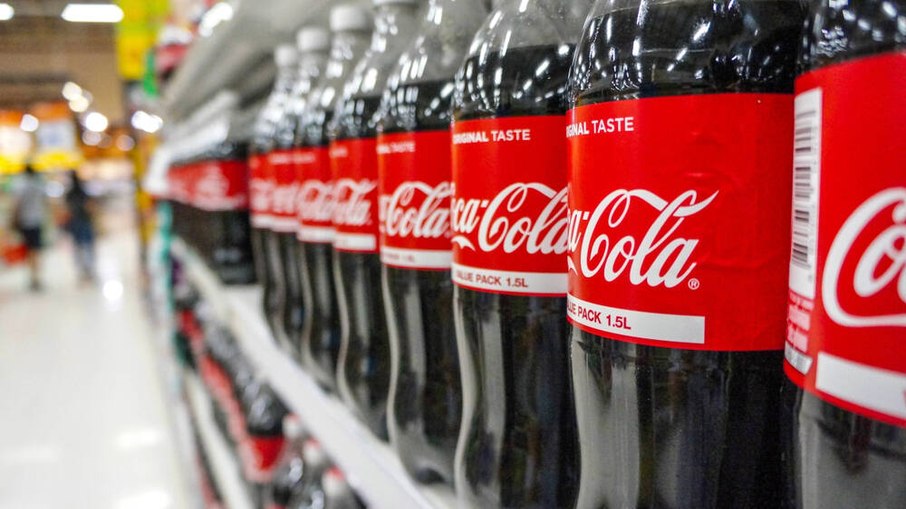 Cerca de 9 milhões de litros de bebidas foram retidos no estoque da fábrica Cerca de 9 milhões de litros de bebidas foram retidos no estoque da fábrica