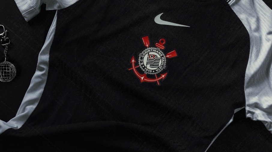 Fim de era? Corinthians está perto de trocar a Nike pela Adidas Fim de era? Corinthians está perto de trocar a Nike pela Adidas