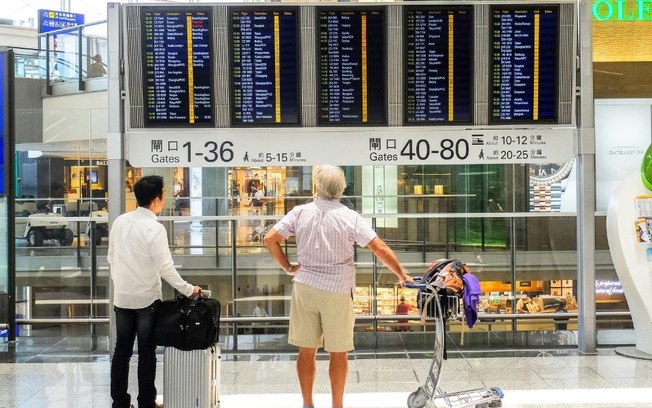 Sem perrengues no aeroporto: relembre regras de bagagem para voos nacionais e internacionais Sem perrengues no aeroporto: relembre regras de bagagem para voos nacionais e internacionais