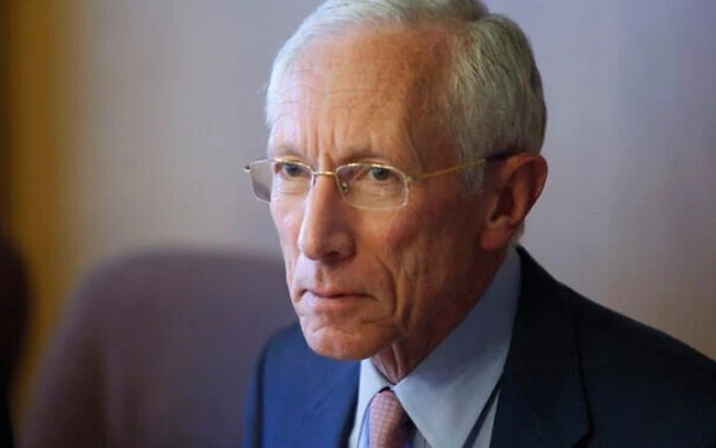 Economista Stanley Fischer, ex-vice-presidente do Fed, morre aos 81 anos