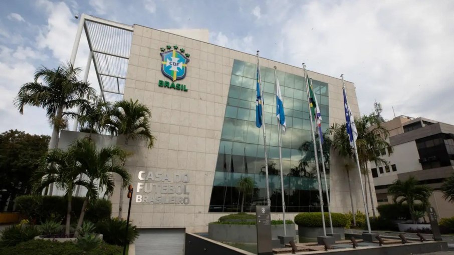CBF provoca europeus e leva invertida de brasileiros CBF provoca europeus e leva invertida de brasileiros