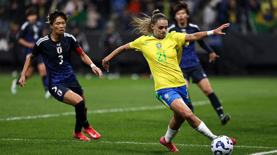 Brasil e Japão se enfrentam em amistoso preparatório para a Copa América Feminina Brasil e Japão se enfrentam em amistoso preparatório para a Copa América Feminina