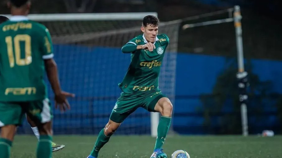 Luiz Benedetti, zagueiro do Palmeiras Luiz Benedetti, zagueiro do Palmeiras