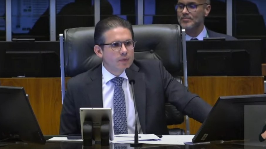 Câmara aprova urgência para projeto que suspende aumento do IOF Câmara aprova urgência para projeto que suspende aumento do IOF