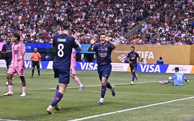 Paris Saint-Germain arrasa time de Messi e avança às quartas da Copa do Mundo de Clubes