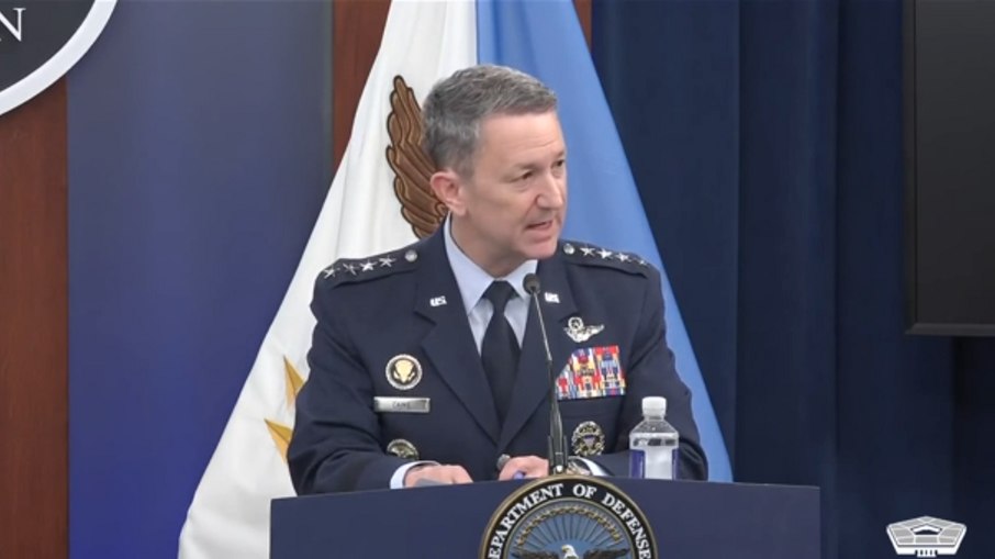 Presidente do Estado-Maior Conjunto da Força Aérea, general Dan Caine Presidente do Estado-Maior Conjunto da Força Aérea, general Dan Caine