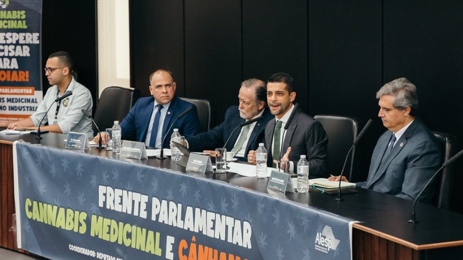Frente Parlamentar da Alesp é pioneira na discussão sobre a cannabis Frente Parlamentar da Alesp é pioneira na discussão sobre a cannabis