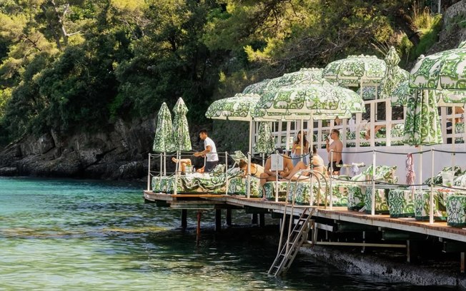 Grifes de luxo assinam os beach clubs mais badalados da temporada de verão Grifes de luxo assinam os beach clubs mais badalados da temporada de verão