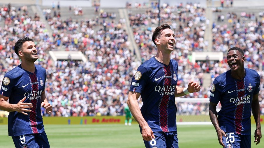 PSG goleou o Atleti por 4 a 0, dominando a partida PSG goleou o Atleti por 4 a 0, dominando a partida