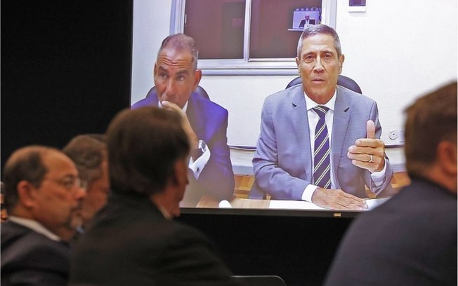 Braga Netto nega ter pressionado militares a aderirem ao golpe Braga Netto nega ter pressionado militares a aderirem ao golpe