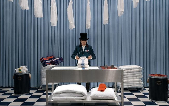 Hermès inaugura experiência imersiva e misteriosa em Nova York Hermès inaugura experiência imersiva e misteriosa em Nova York