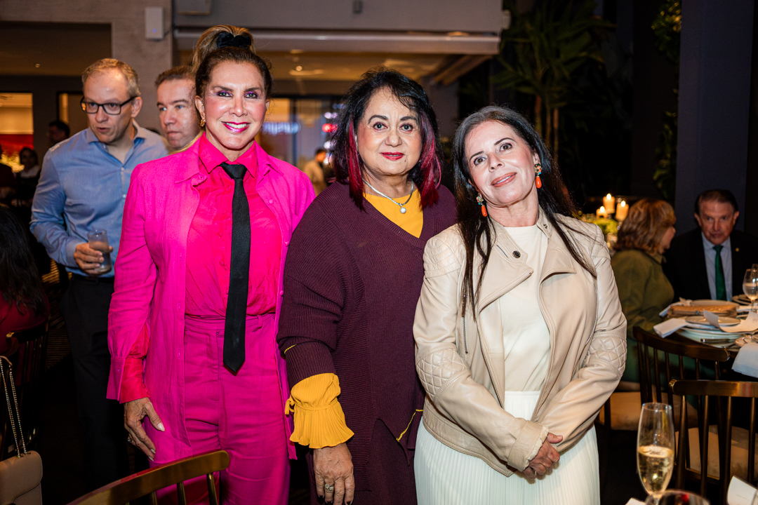 Ana Loureiro, Vandira Peixoto e Deborah Roberto