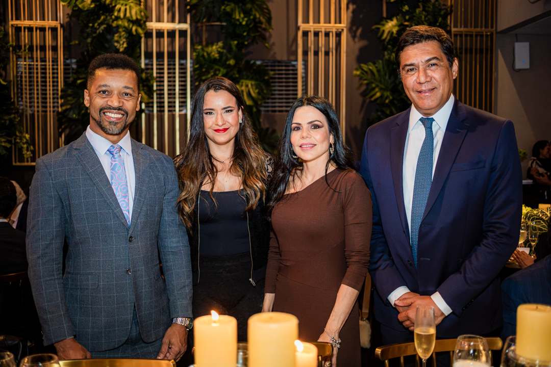 Fábio Esteves, Jainara Loiola, Karinna Bevilaqua e Cláudio Lima
