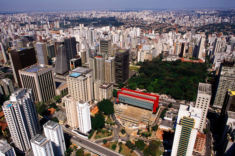 Saiba quais são os bairros que cobram as maiores taxas de condomínio em São Paulo