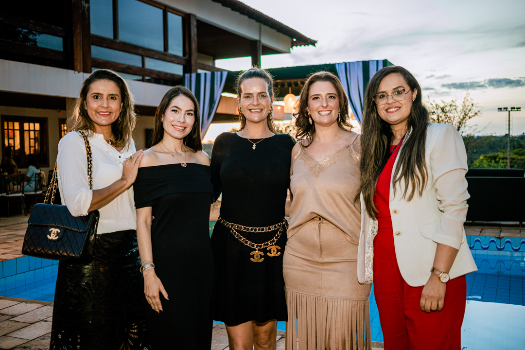 Georgia Lorenzo, Agatha Silvestre, Berta Ferraz, Isa Naoum e Evilin Rodrigues