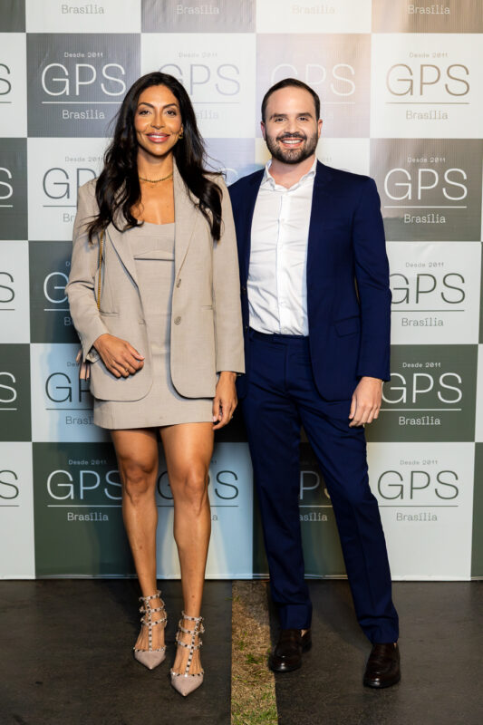 Karine Carvalho e Gustavo Laurindo