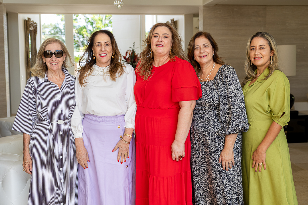 Mina Mokdissi, Sônia Haje, Norma Merheb Defeo, Claudia Hajjar e Vany Lima