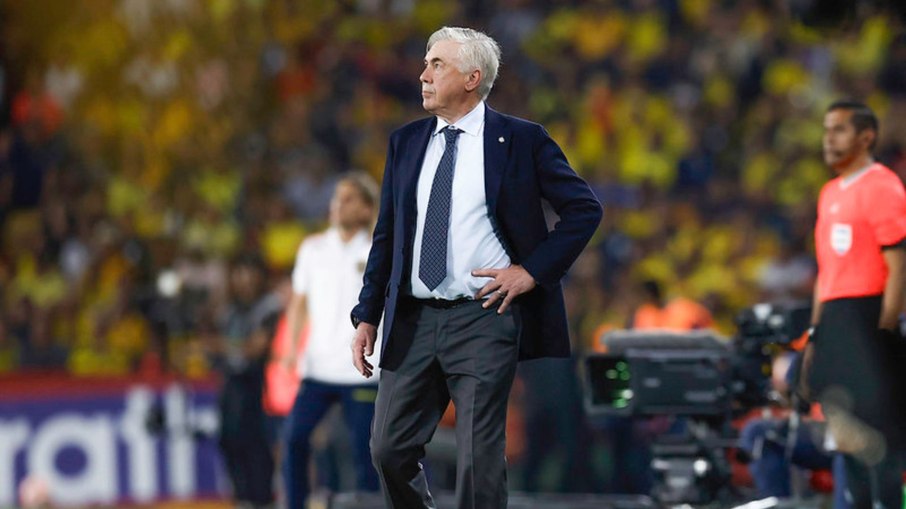 Ancelotti fez sua primeira partida à frente da seleção brasileira