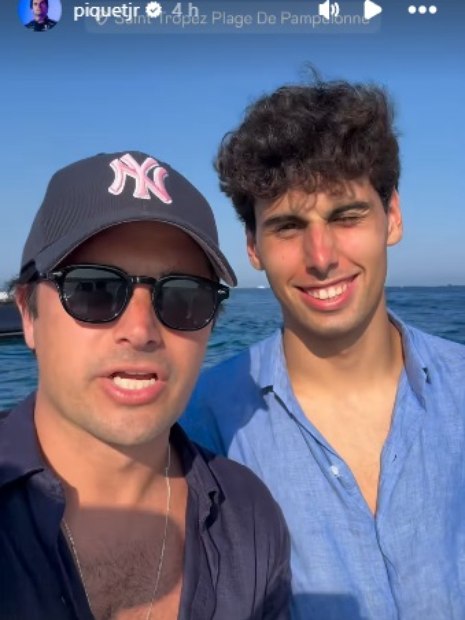 Nelsinho Piquet brinca com Bortoleto durante passeio de barco