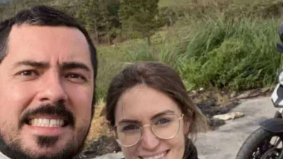 Adalberto Amarilio dos Santos Júnior e Fernanda Dândalo Adalberto Amarilio dos Santos Júnior e Fernanda Dândalo