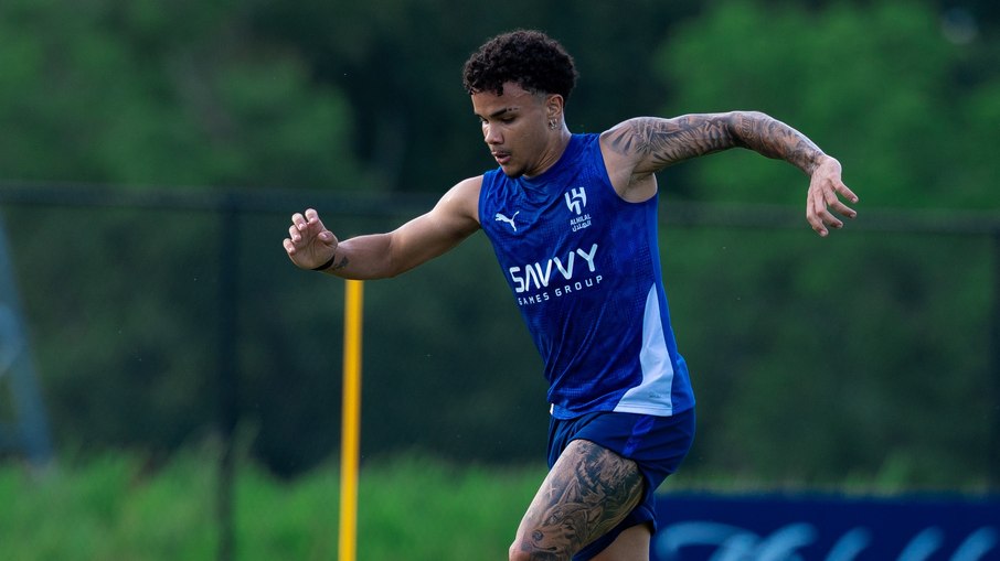 Brasileiro do Al-Hilal projeta duelo decisivo no Mundial Brasileiro do Al-Hilal projeta duelo decisivo no Mundial