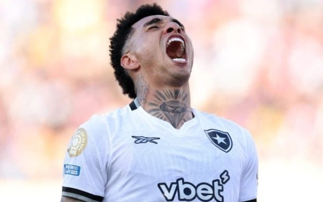 Jesus resolve parada e deixa o Botafogo muito perto das oitavas de final