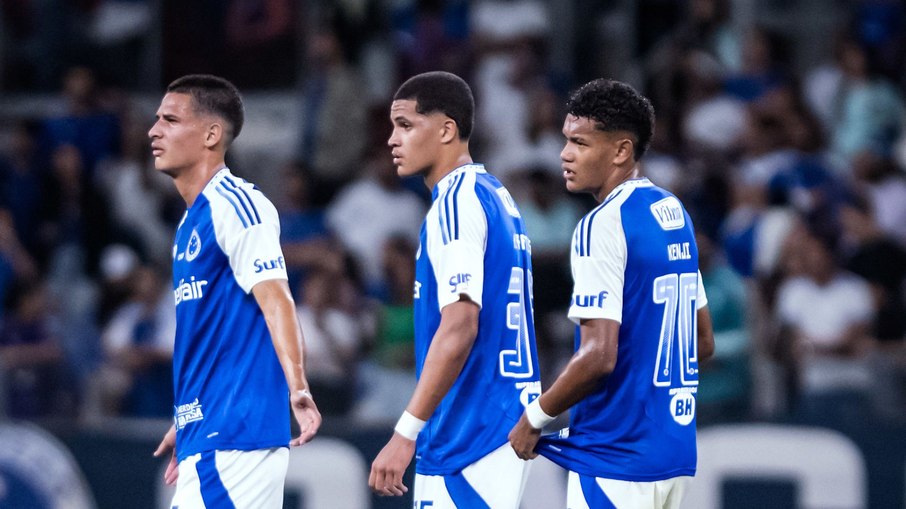 Cruzeiro faz confronto direto contra o Palmeiras Cruzeiro faz confronto direto contra o Palmeiras