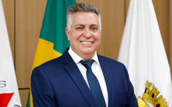 Álvaro Damião (União), prefeito de BH, precisou se abrigar em bunker em Israel Álvaro Damião (União), prefeito de BH, precisou se abrigar em bunker em Israel