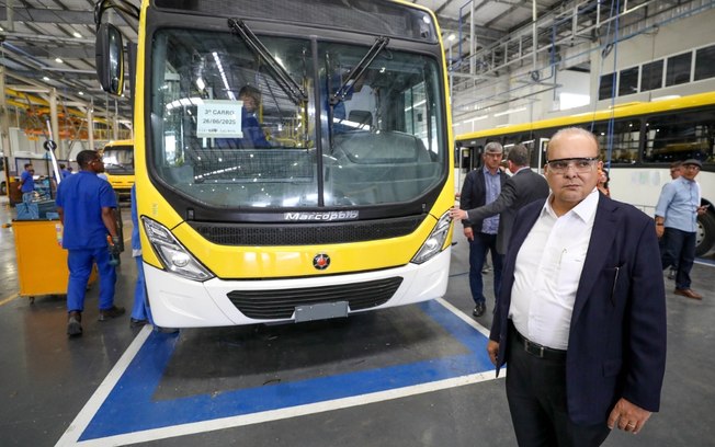 Ibaneis visita fábrica no ES e anuncia 444 novos ônibus para o DF até 2026 Ibaneis visita fábrica no ES e anuncia 444 novos ônibus para o DF até 2026