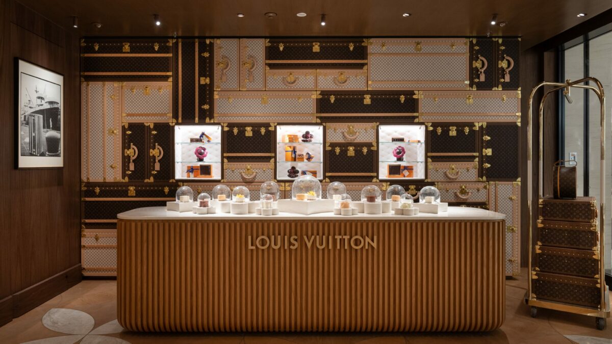Le Café Louis Vuitton