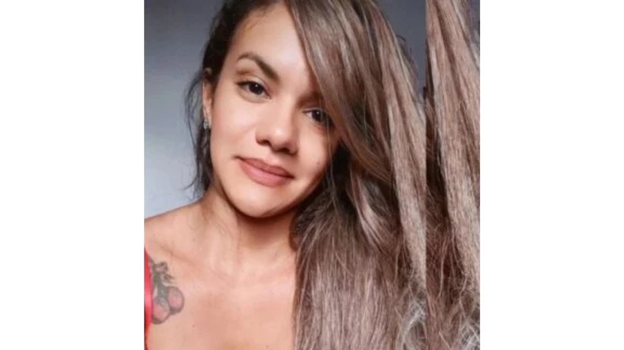 Juliana Soares se manifestou pela primeira vez desde a agressão Juliana Soares se manifestou pela primeira vez desde a agressão