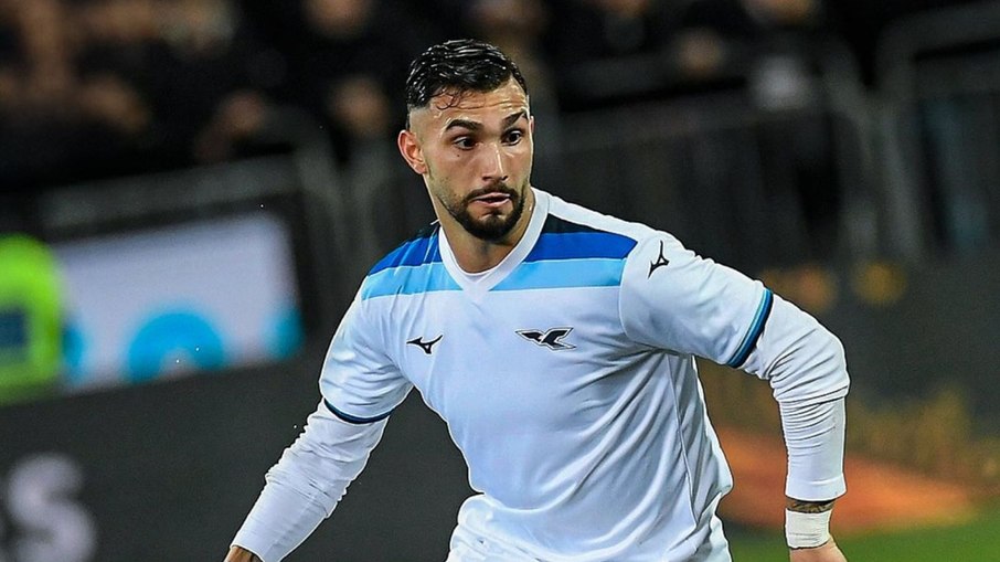 Diretor da Lazio nega negociação com o Flamengo por Castellanos