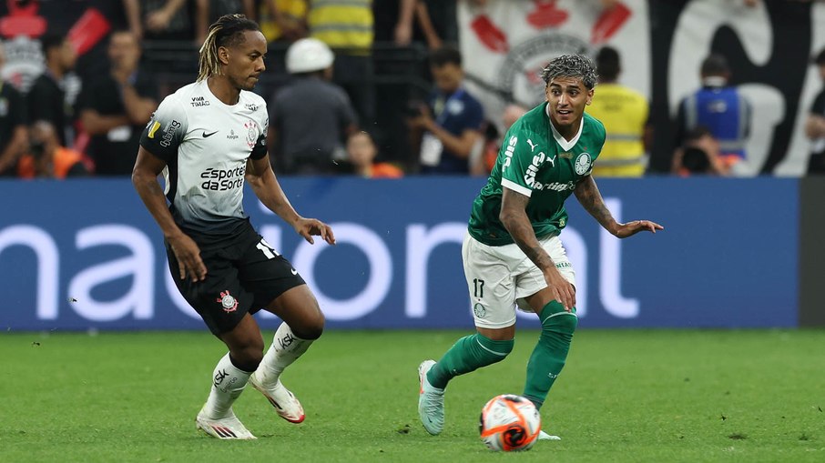 Corinthians e Palmeiras se enfrentam pelo jogo de ida das oitavas de final da Copa do Brasil